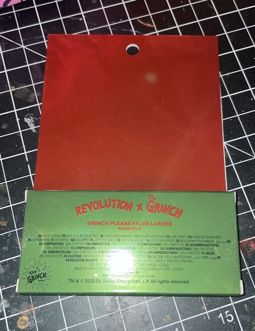 Revolution x The Grinch Makeup Lot Eyeshadow Liquid Set Lashes Sponge Gift Bow