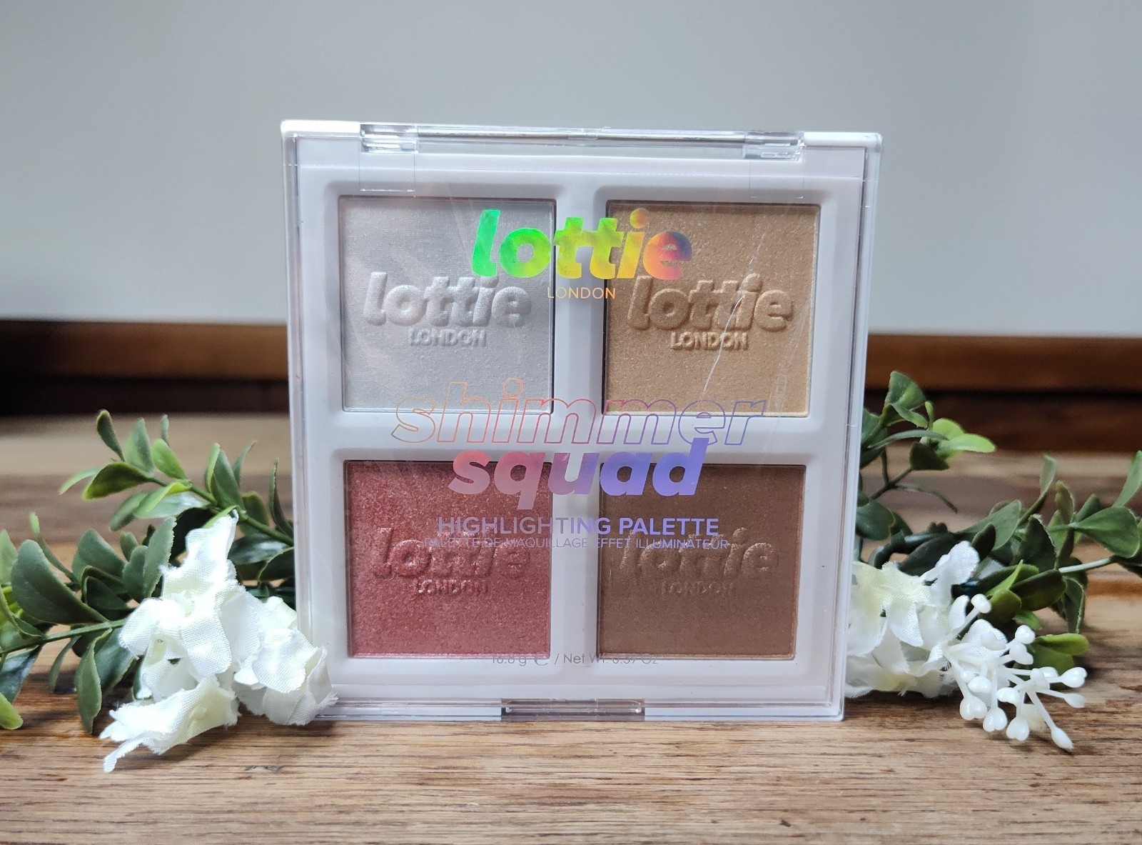highligher lottie london shimmer squad highlighting palette glowburst 4 colors