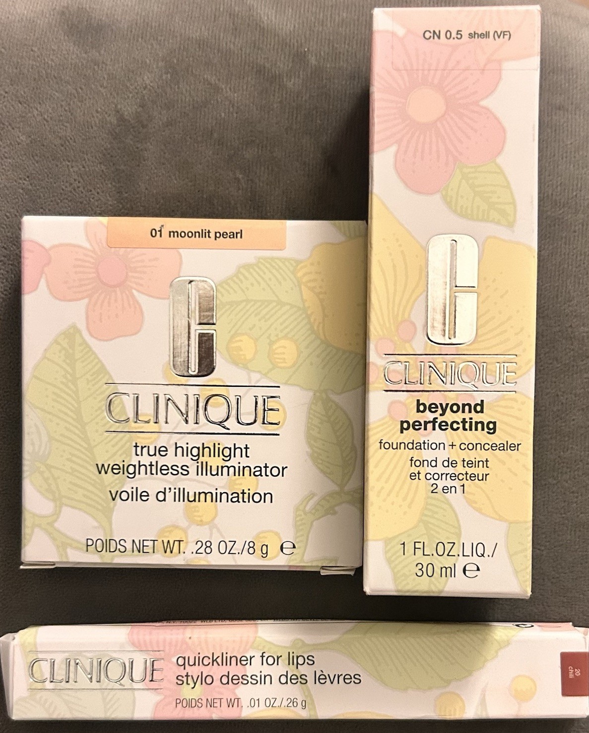 Clinique 3-Piece Makeup Set NIB True Highlight + Foundation + Lip Liner