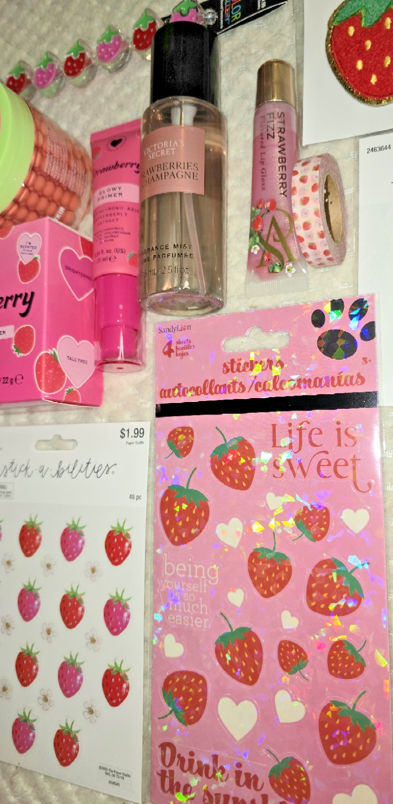 Strawberry Lovers 🍓 HUGE NEW GIFT LOT 30 Pcs Lip Gloss Balm Setting Powder