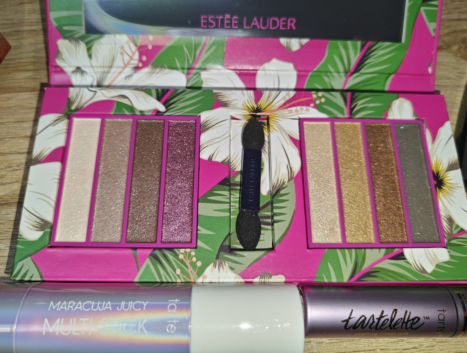 Beauty Bundle Feat: Este Lauder, Tarte, Dior, YSL, Dolce & Gabbana, Armani. New