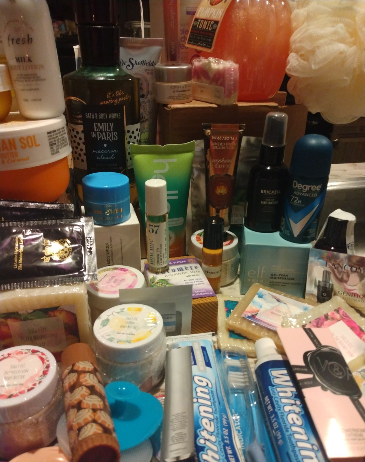 Huge 22lb New Upscale Beauty Bath Body Fragrance Skin Care Bundle-$ For Vet Care