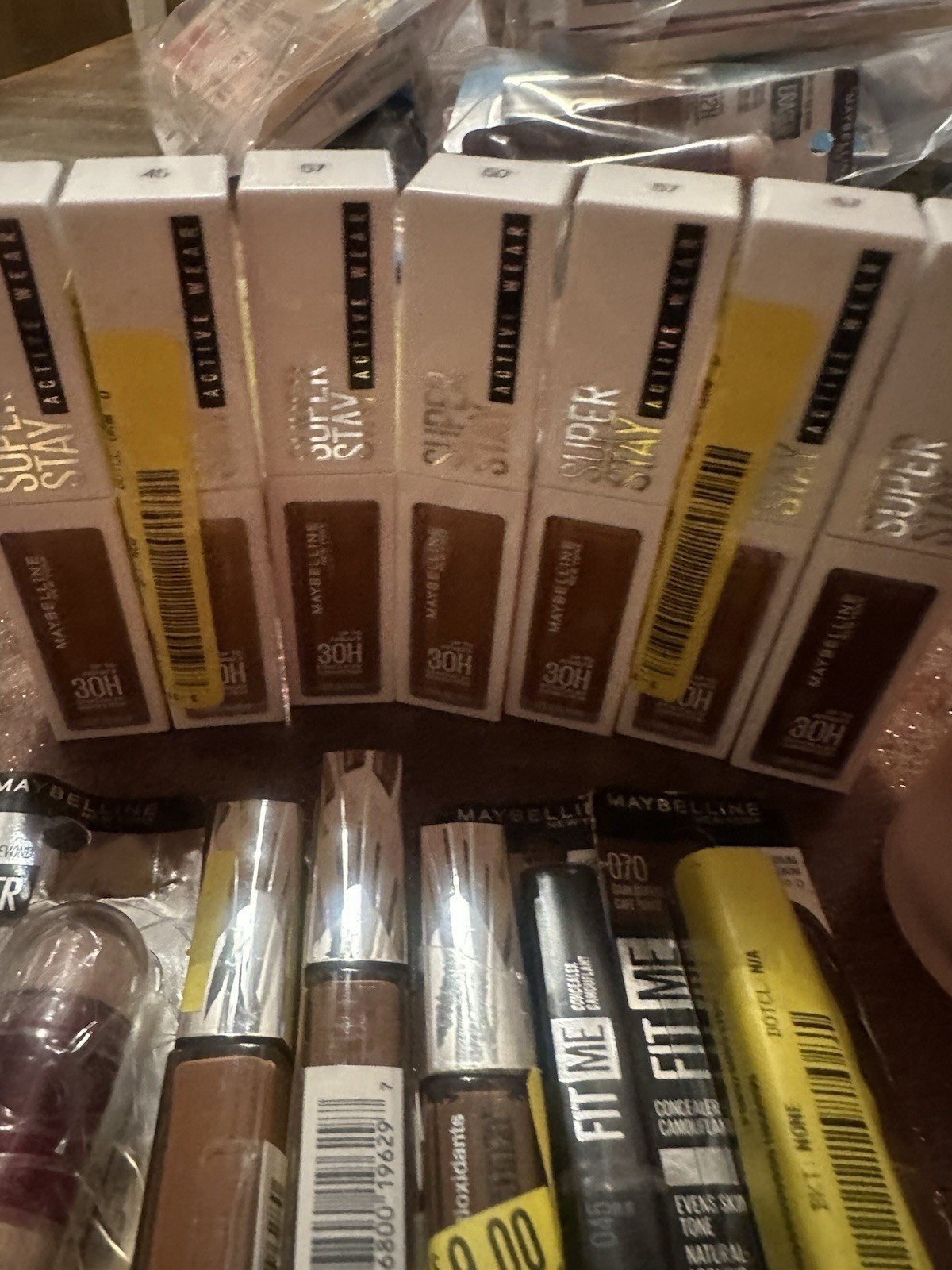 Mixed Makeup Beauty Bundle 15 Pieces, Assorted