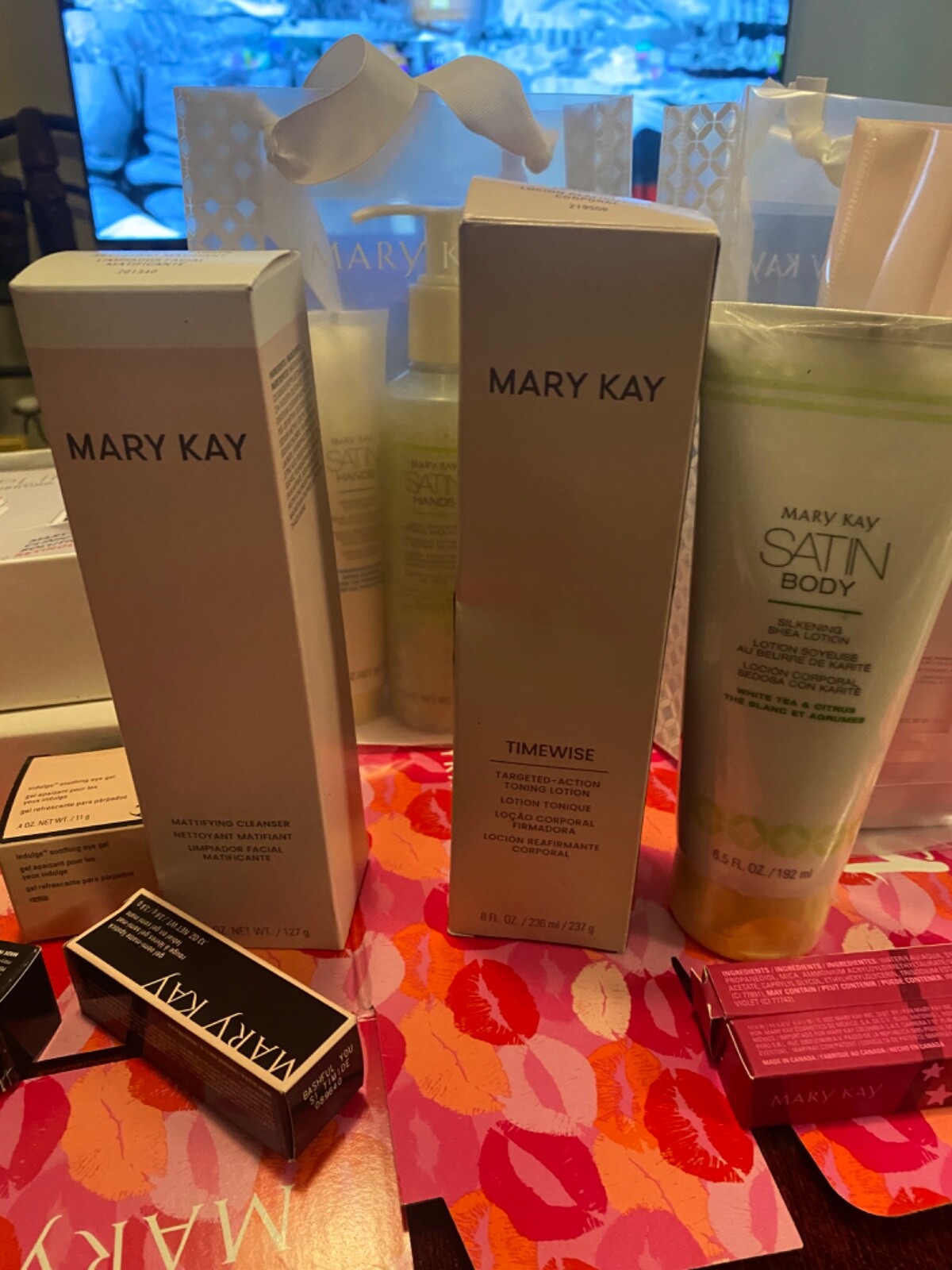 cosmetics beauty products, value over $500 all items in picture are available !