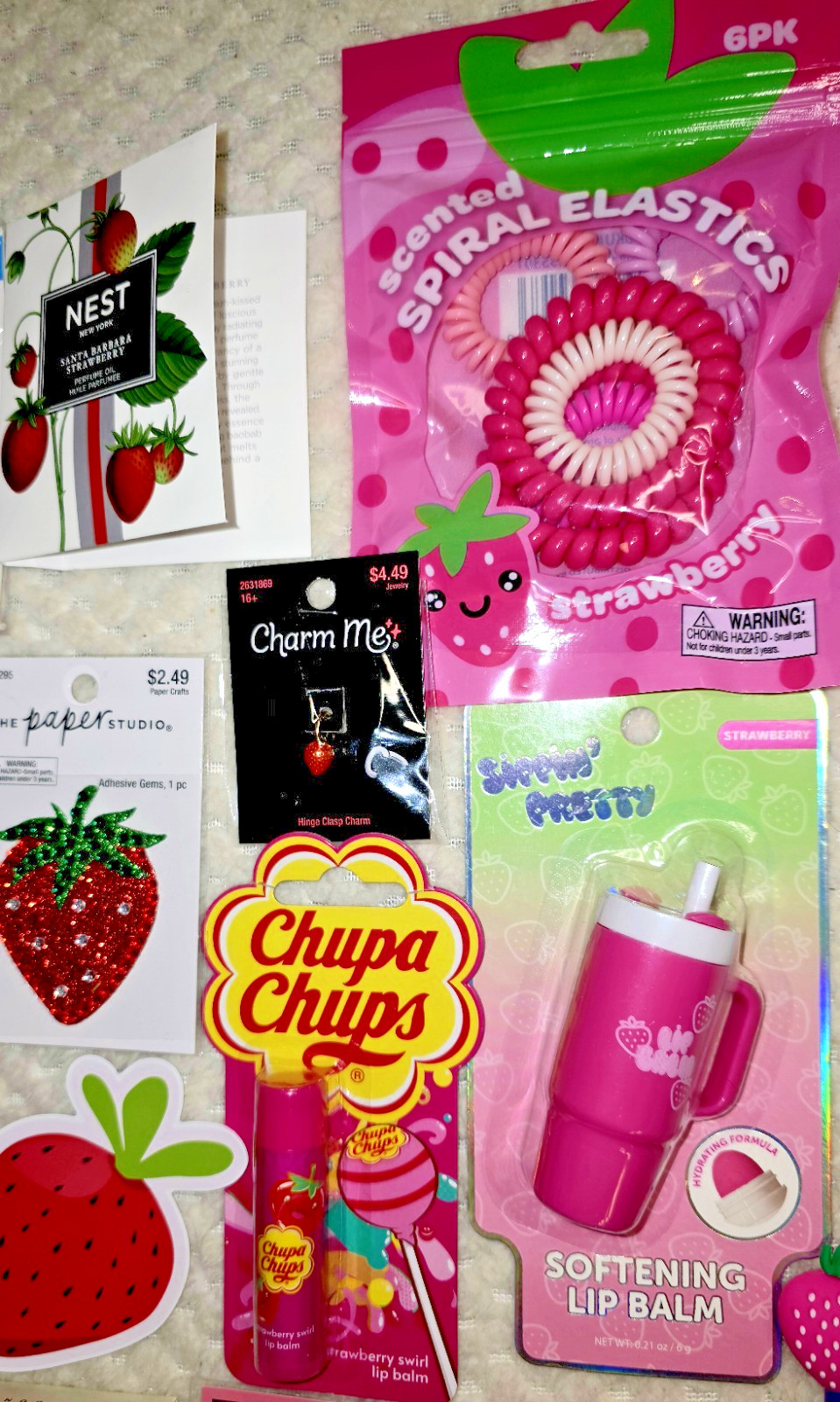 Strawberry Lovers 🍓 HUGE NEW GIFT LOT 30 Pcs Lip Gloss Balm Setting Powder