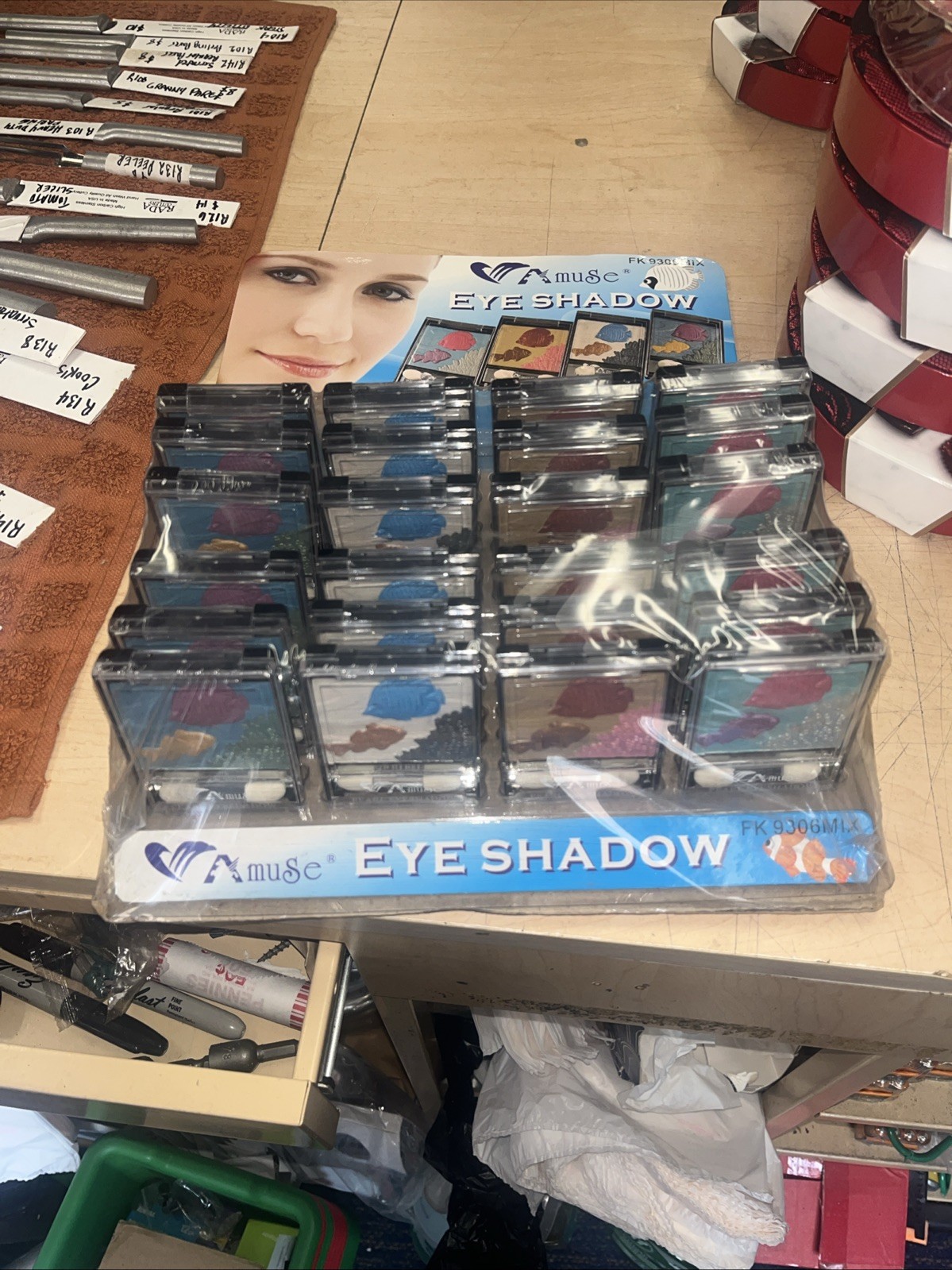 24 Pc Amuse Eye Shadow advertising stand Wholesalers Lot Fk9306 Mix bulk deal