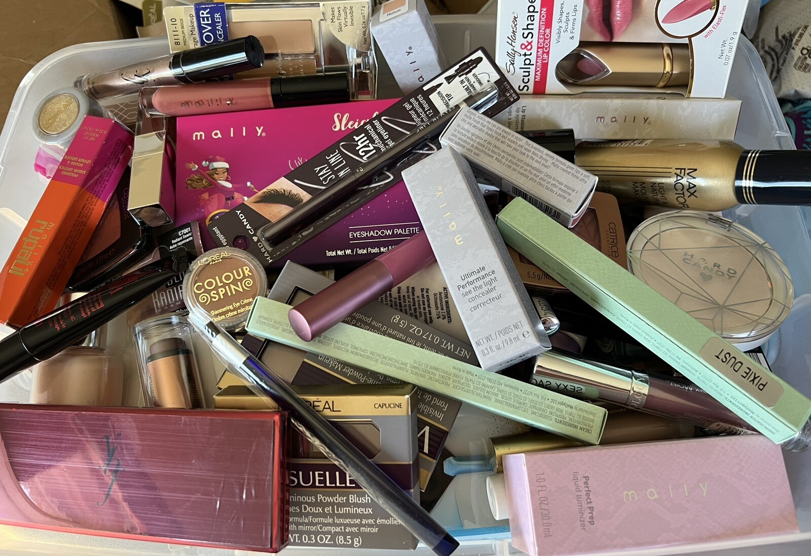 100 pcs Wholesale Mixed Makeup Lot Maybelline Revlon, mally, Nyx, Loreal etc…