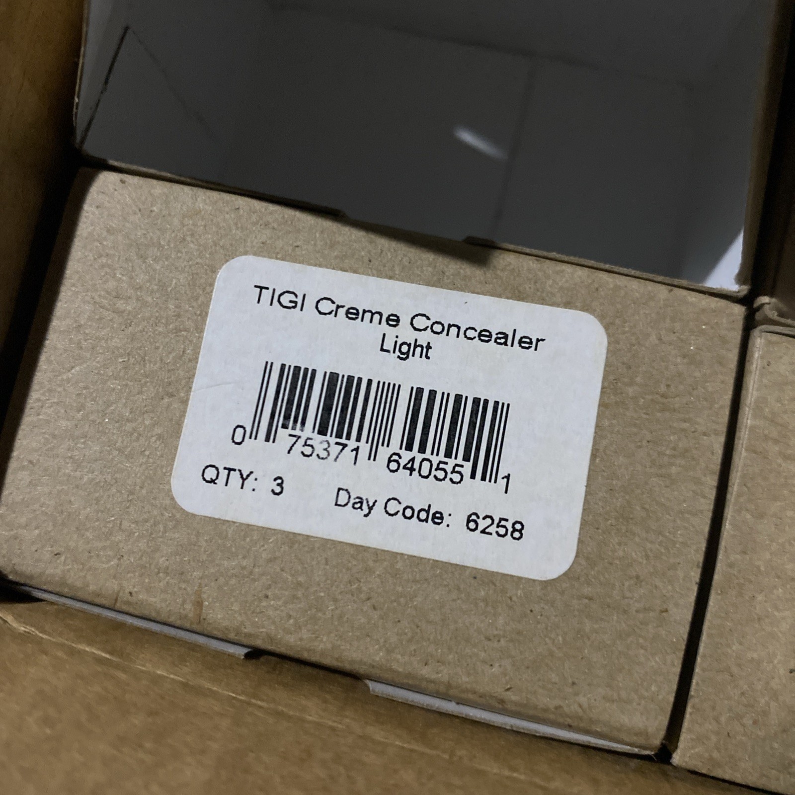 48 Piece Lot Box Beauty Makeup Cosmetics TIGI Concealer Light