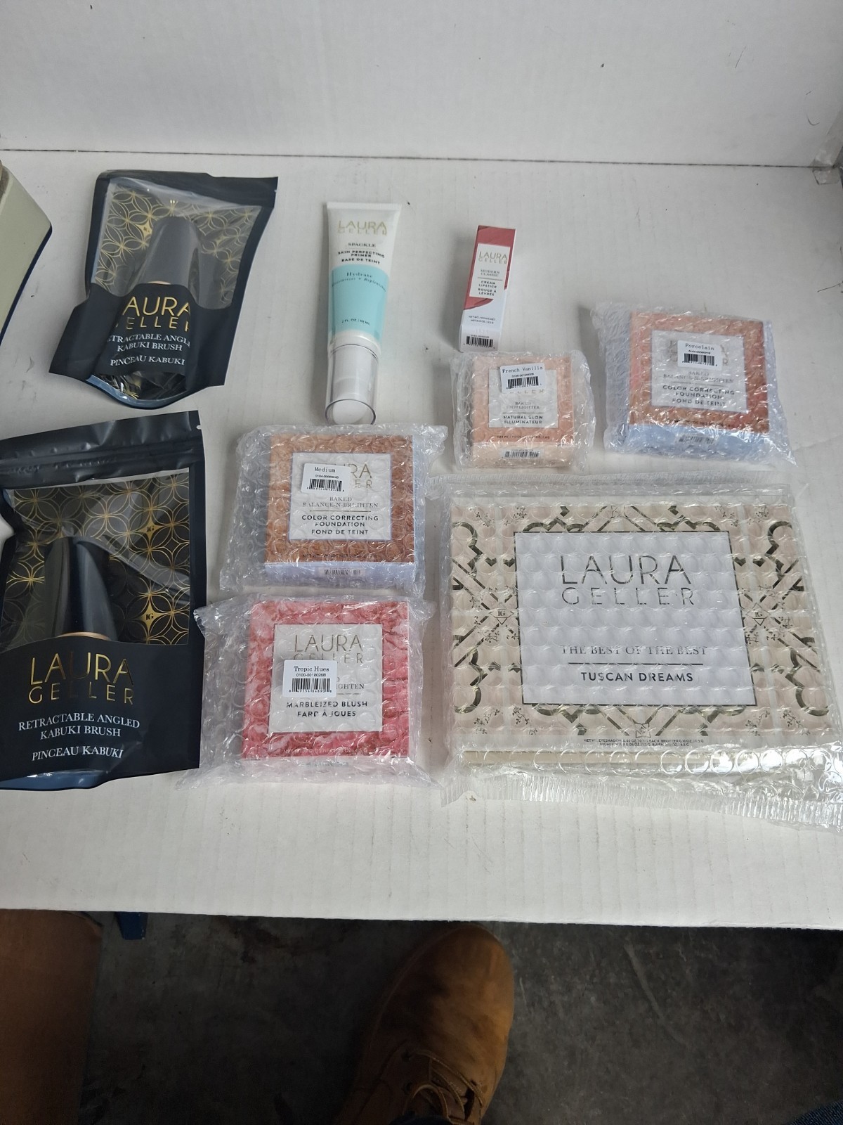 Laura Geller High End Makeup, Mixed Lot 9 Items. All New. You Get What You See