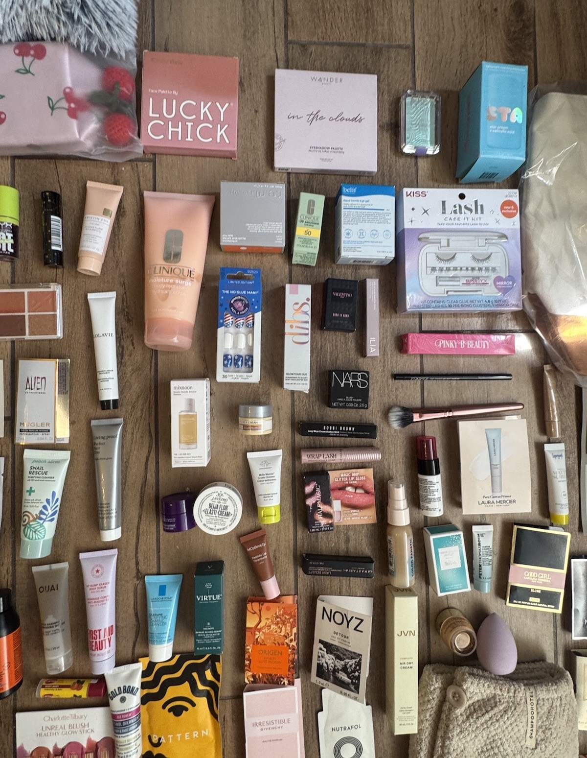 100 Pc Huge Makeup + Skincare Bundle Full Size & Deluxe High‑End & K‑Beauty Lot