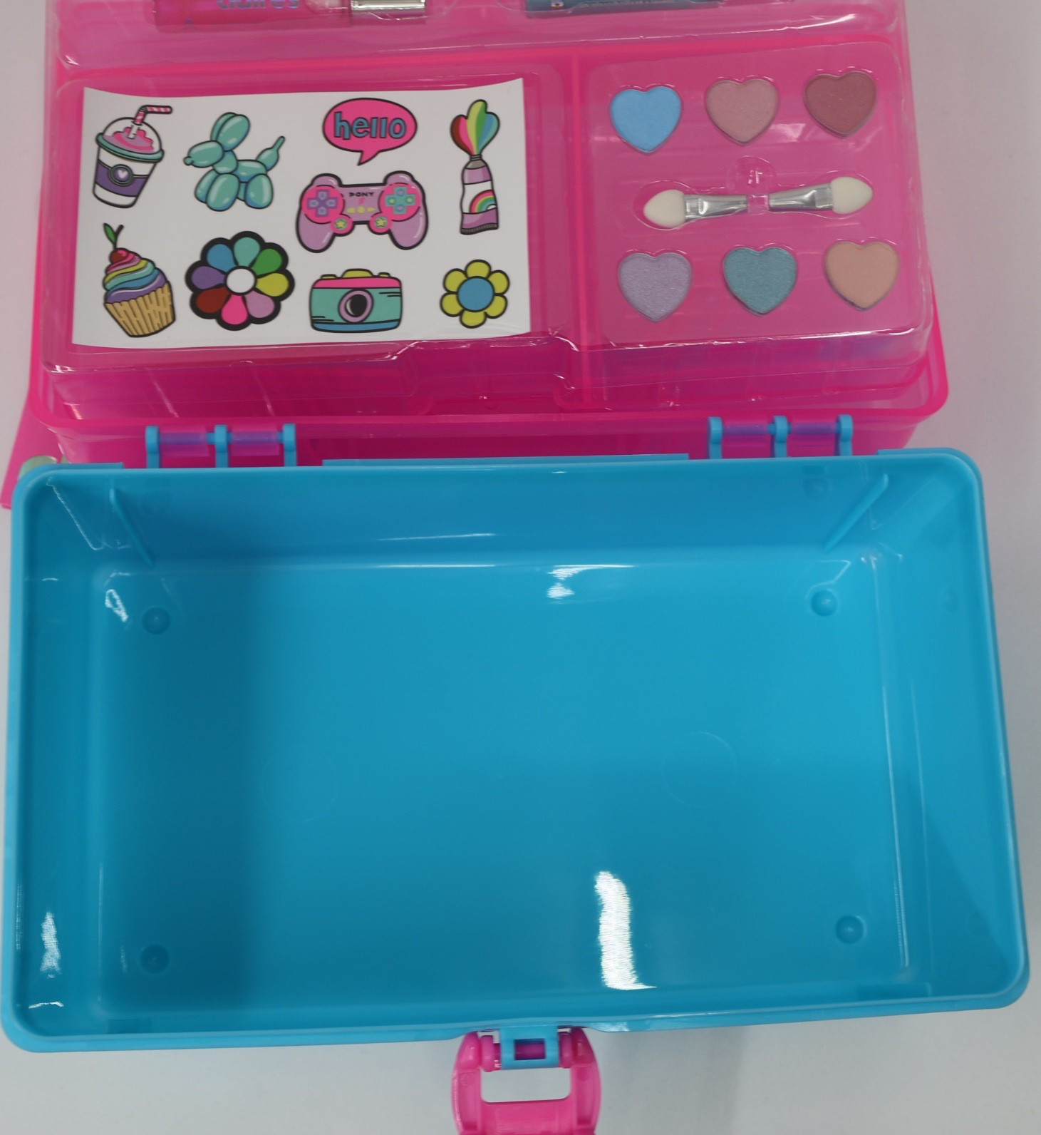 Claire’s Gift Set Bundle Eyeshadow Makeup, Lip Gloss & Stickers
