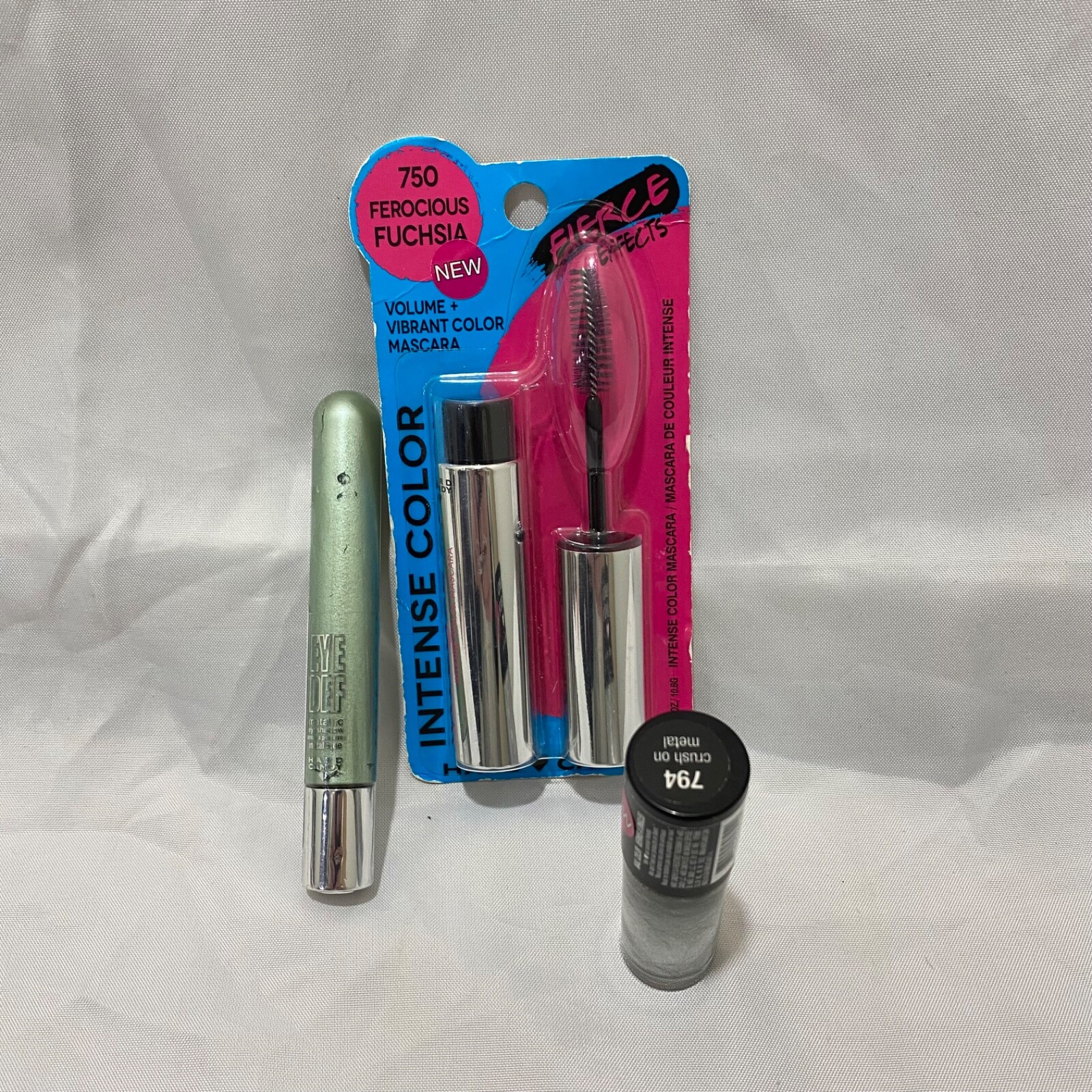 Hard Candy Makeup Lot of 3 Eye Def Eyeshadow Mascara Nail Polish Set