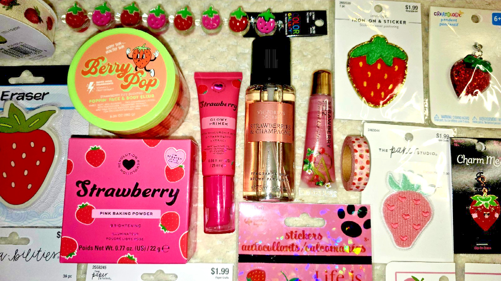 Strawberry Lovers 🍓 HUGE NEW GIFT LOT 30 Pcs Lip Gloss Balm Setting Powder