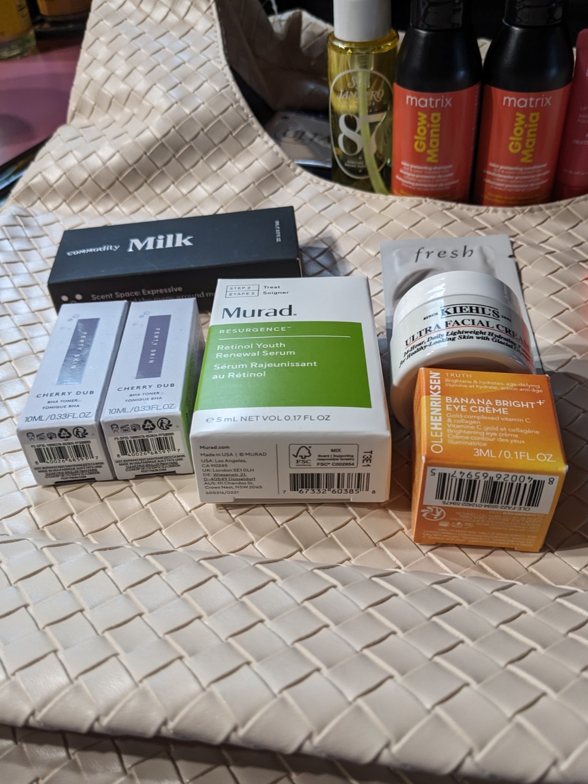 Ulta White Summer Tote Women’s Beauty Collection Face,Hair, Creams, Mist & Lips