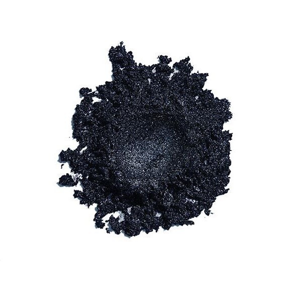 Makeup Revolution Magnetize Eyeshadow Black