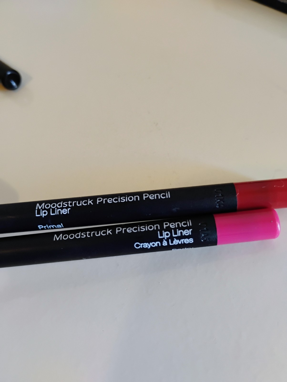 Cosmetics set, Younique, Touch Behold Translucent Setting Powder, blush,…