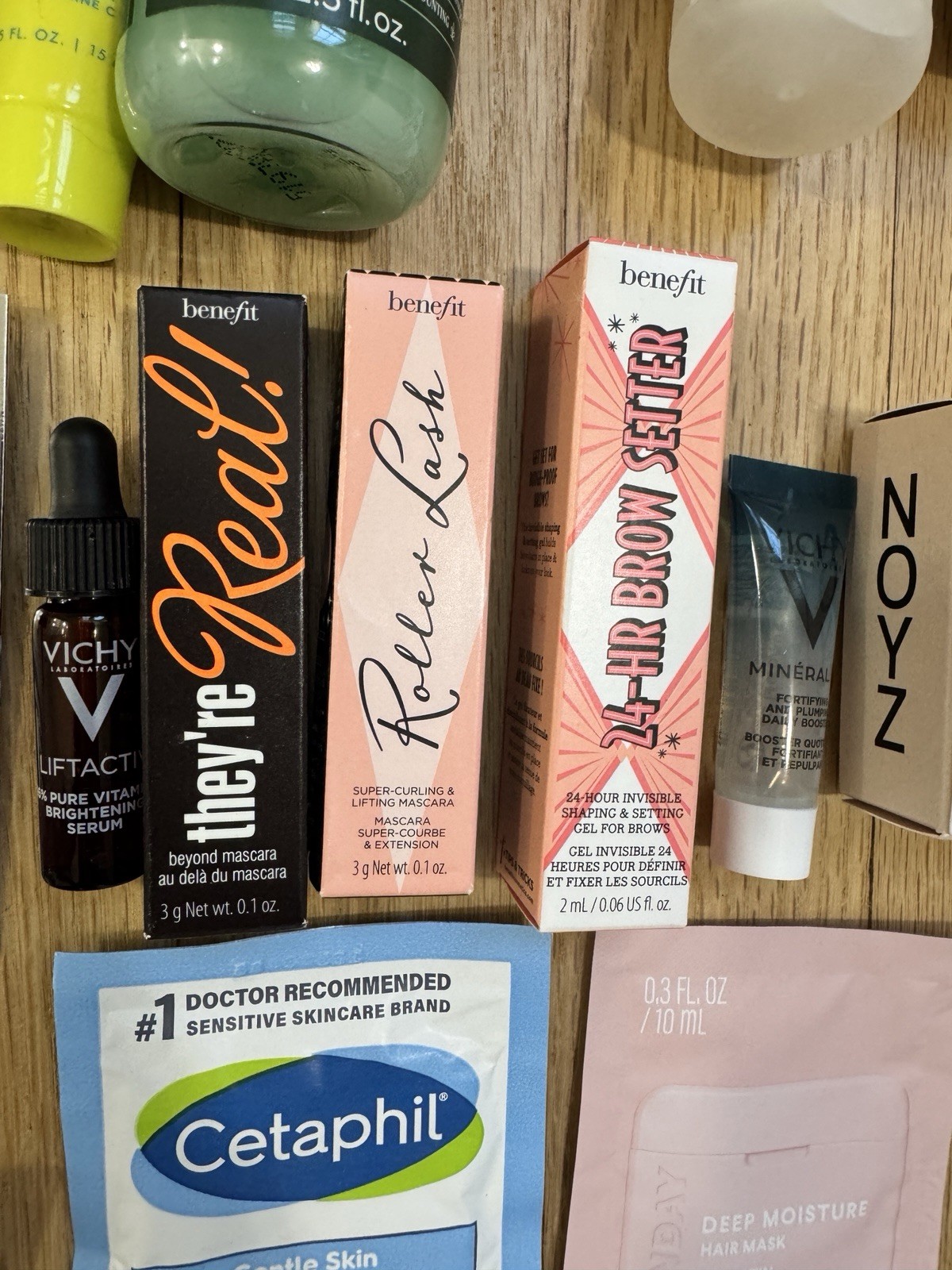 High End Skincare Beauty Cosmetics Makeup Perfume Hair Sample Packets Lot 9 Lbs!