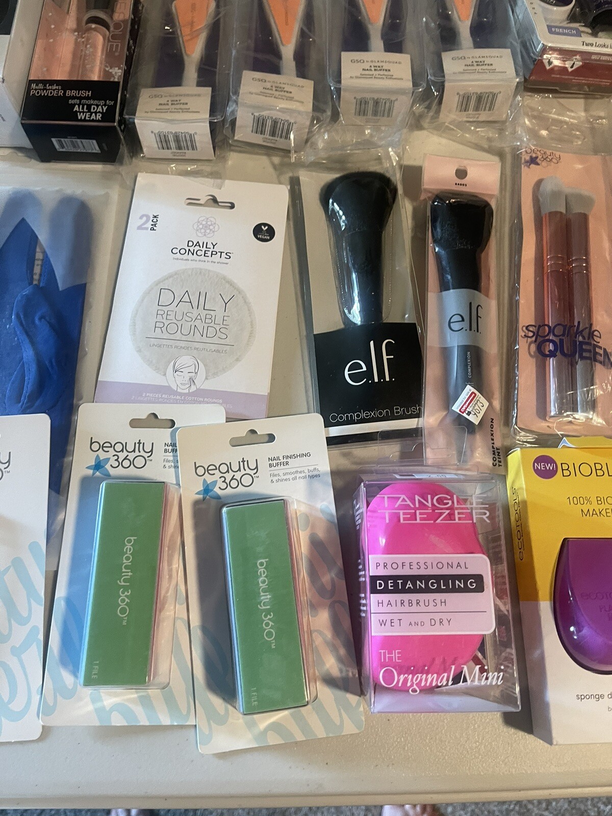 Lot of (48) Assorted Brand Beauty Tools