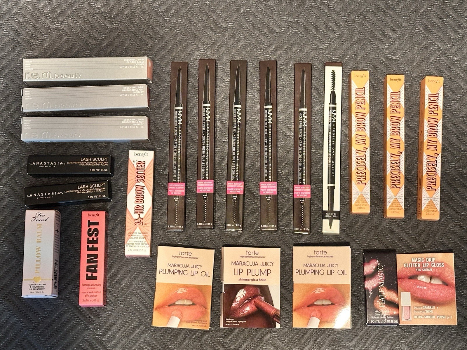 HUGE LOT Mixed Makeup FULL SIZED Sample Sized Mixed Brands NARS MAC Benefit REM