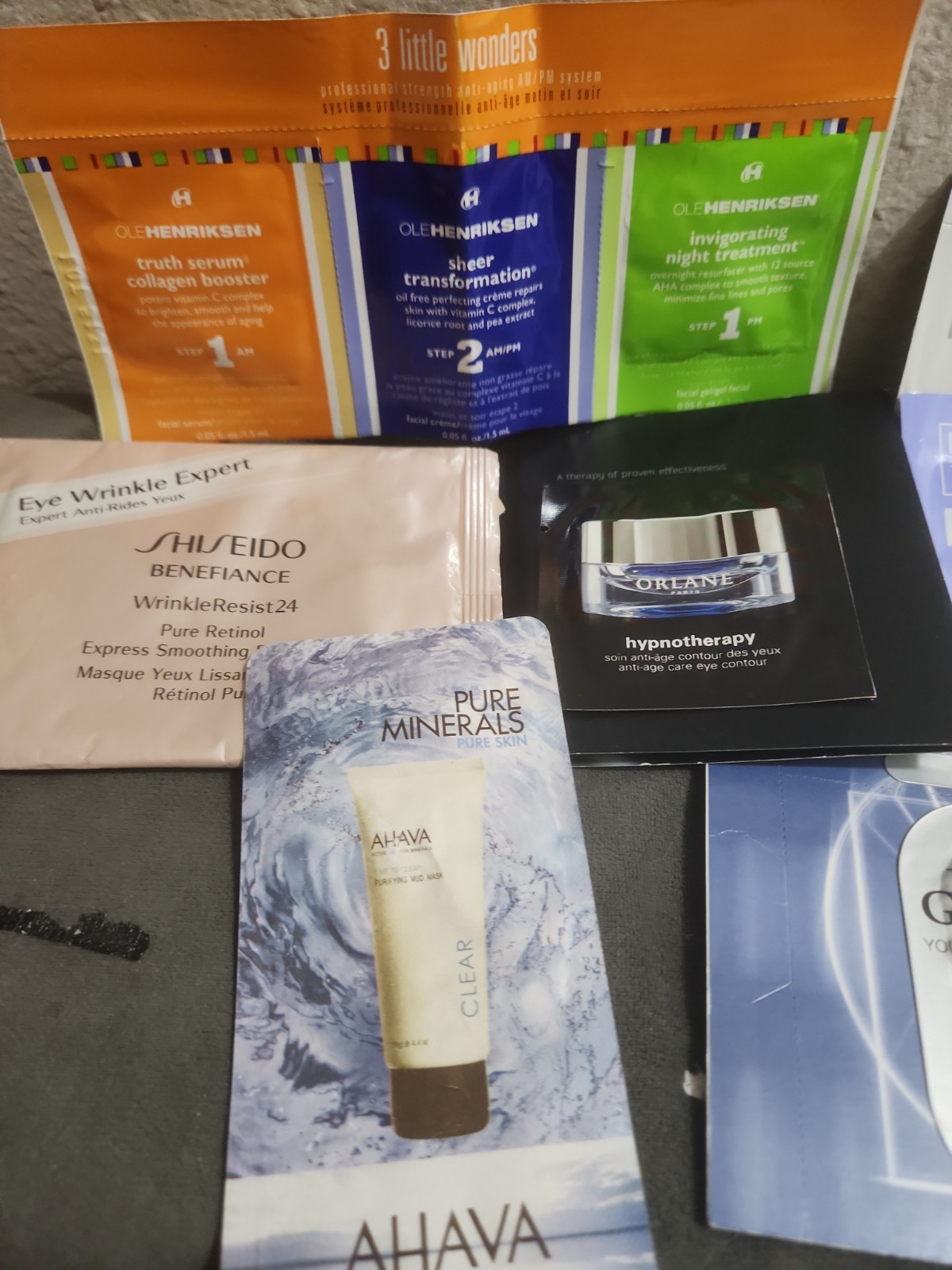LOT OF 10 HIGH-END SKINCARE SAMPLES PACKETS