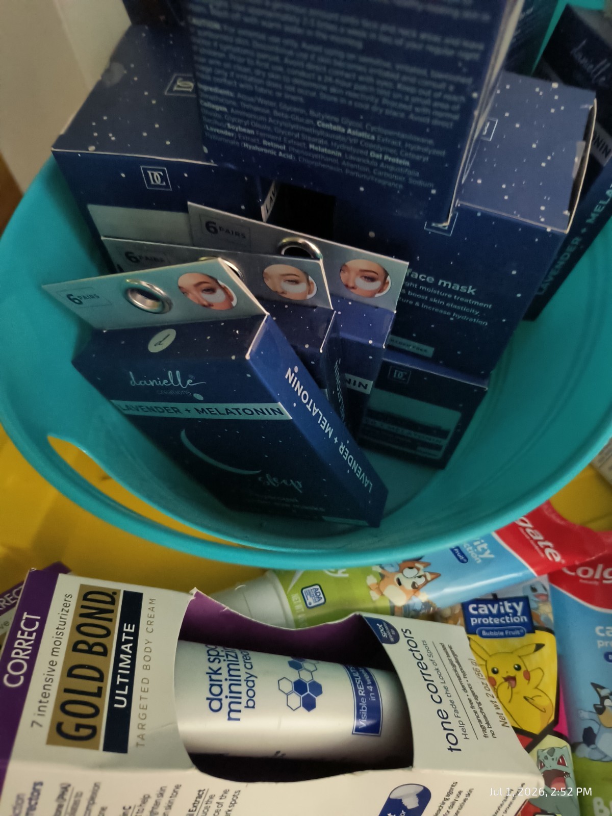 Healthcare Lot Makeup Skincare Allergy Sunscreen Variety 75 Piece MIX In Date