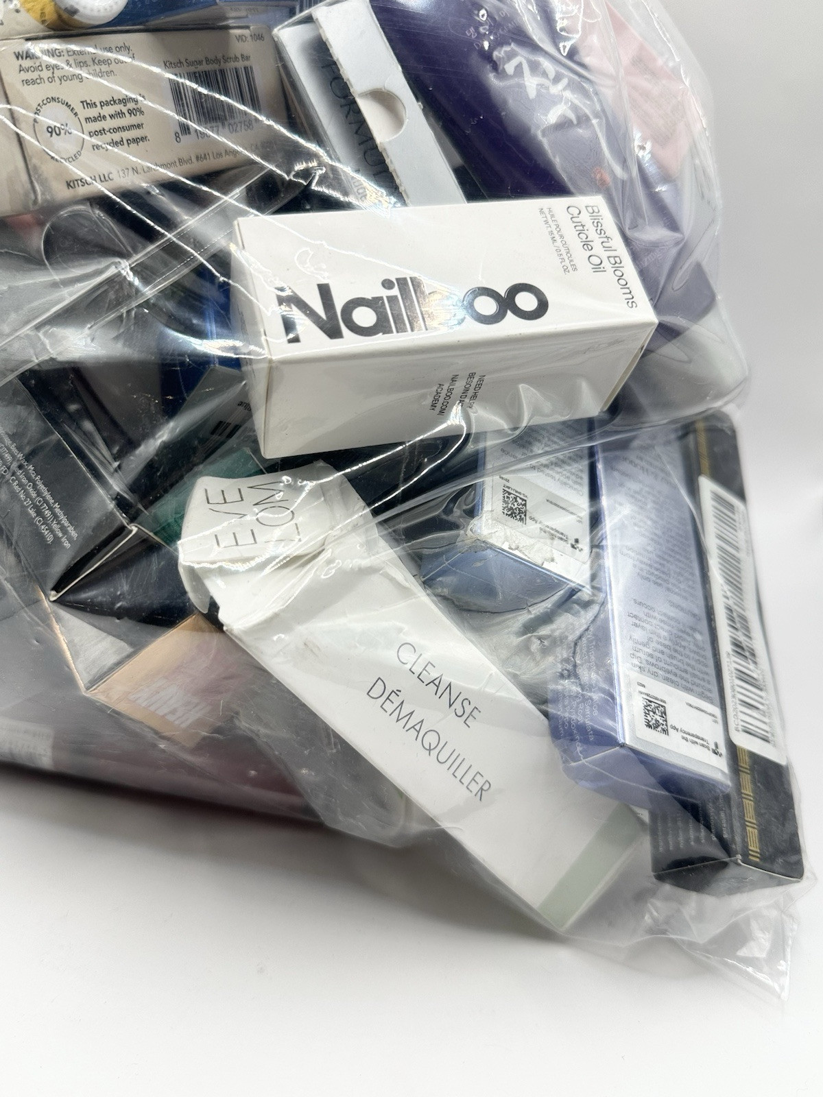 Lot Of 22 Health And Beauty Products, Makeup, Lotion, Shampoo, Soap Etc. All New