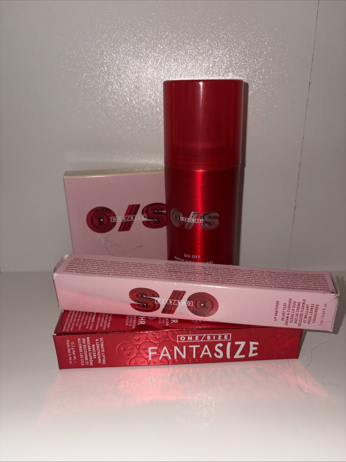 ONE/Size Bundle Of 4!! Mascara, Lip Snatcher, Go Off Mist, Fair/Neutral Powder
