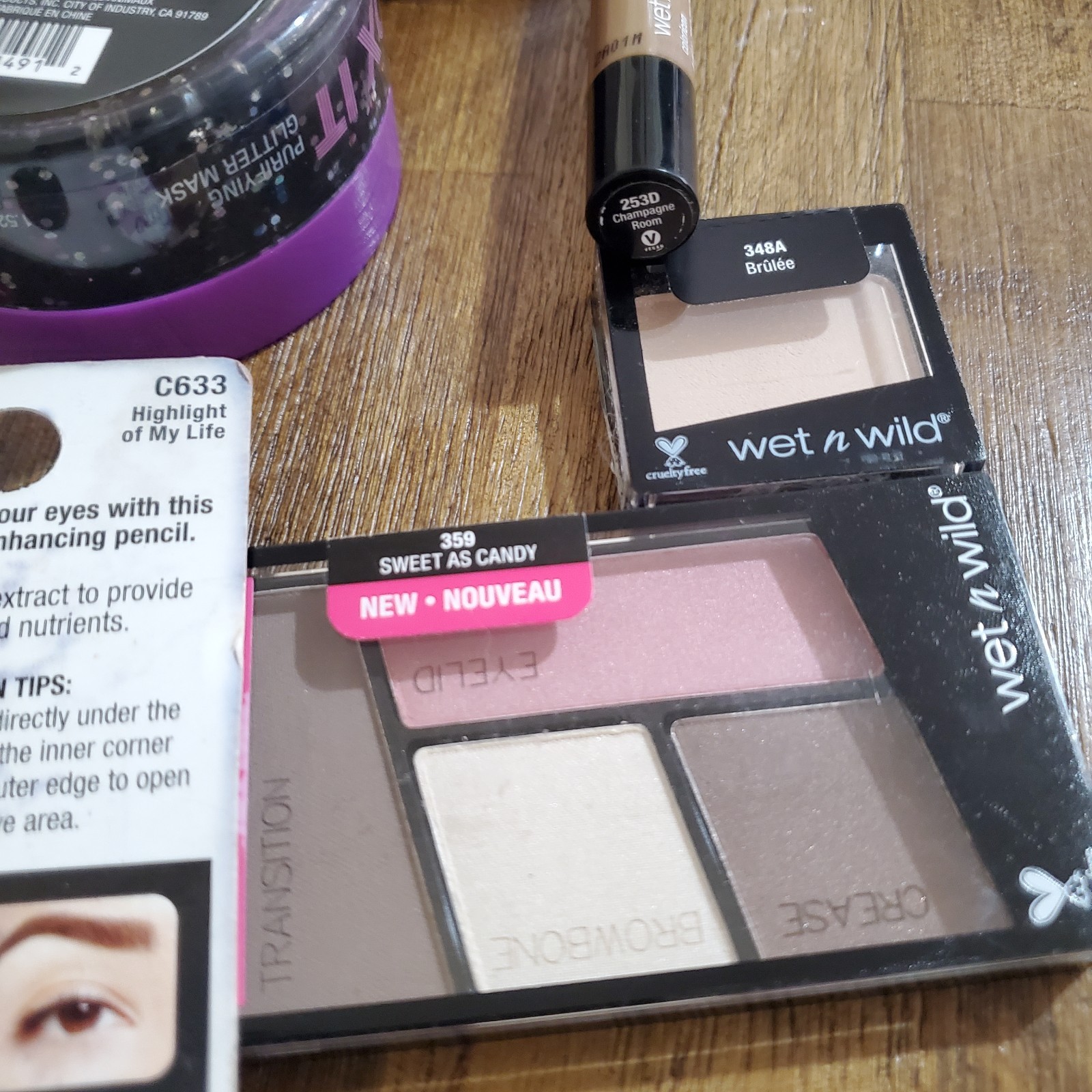14 Wet n Wild Makeup & Skincare Lot – Eyeshadow / Glitter Mask / Setting Powder