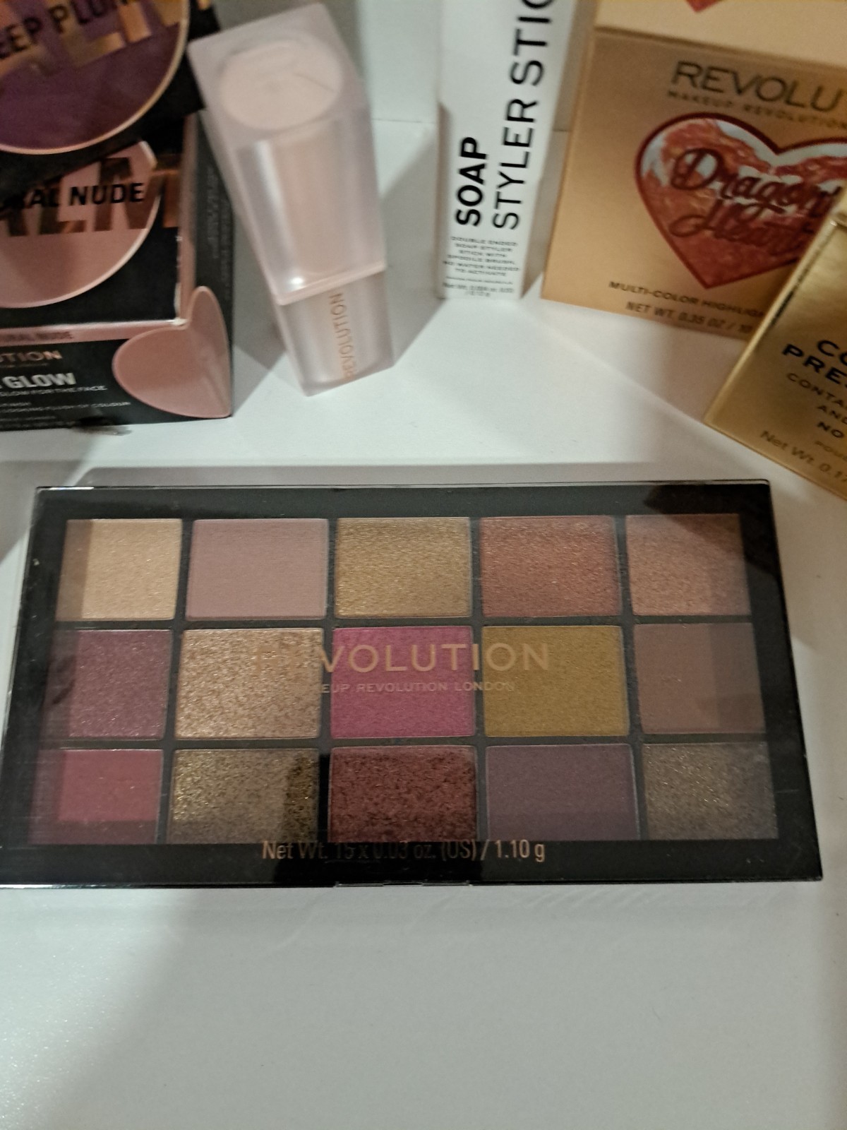 Revolution Makeup Lo