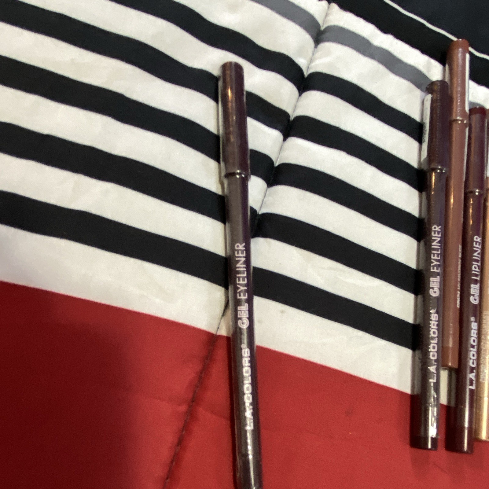 L.A. Colors Gel Eyeliner Pencil Makeup Lot, Full Size Multiple Items