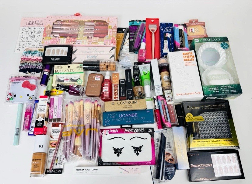 15+ Pieces Wholesale/ Lot of Mixed Makeup & Beauty Tools NEW