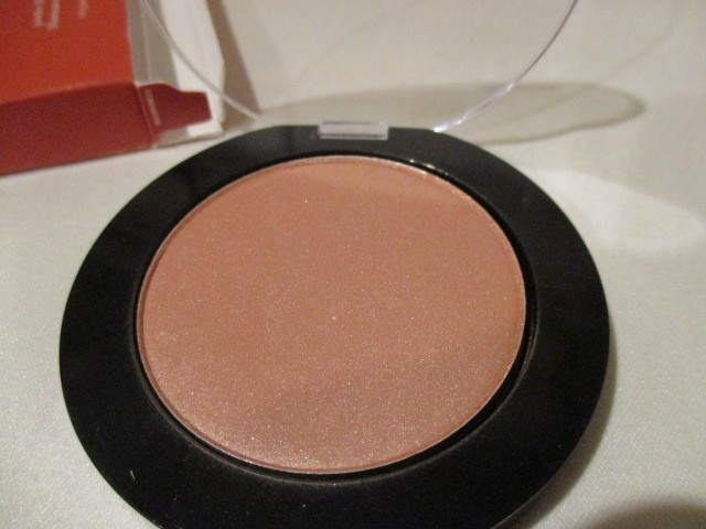 AVON Glimmer Powder Illuminator in ROSE` And Supershock Volumizing Mascara-BLACK