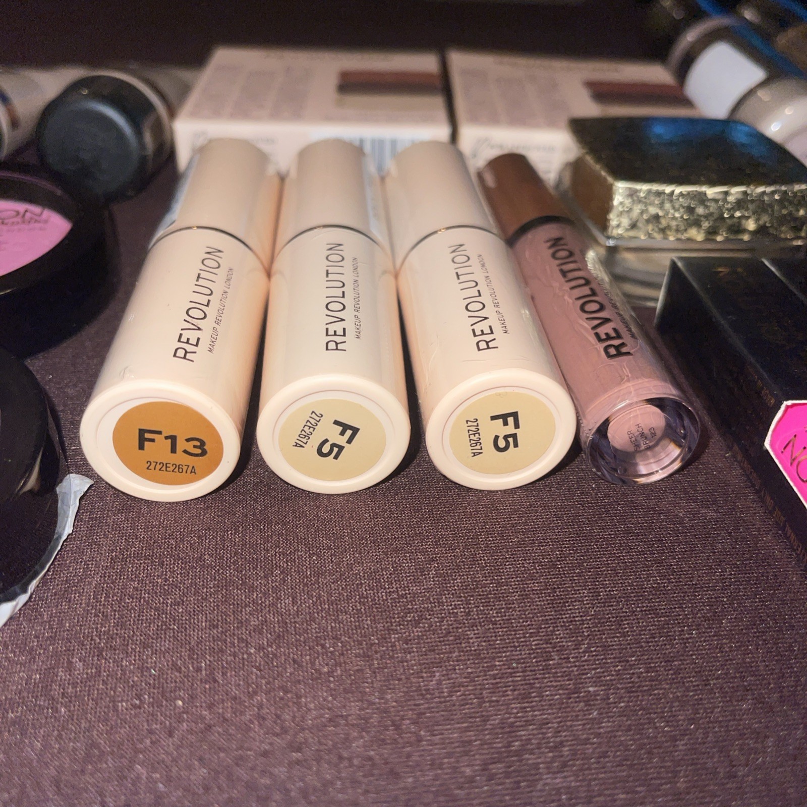 Revolution makeup 32 Piece Lot