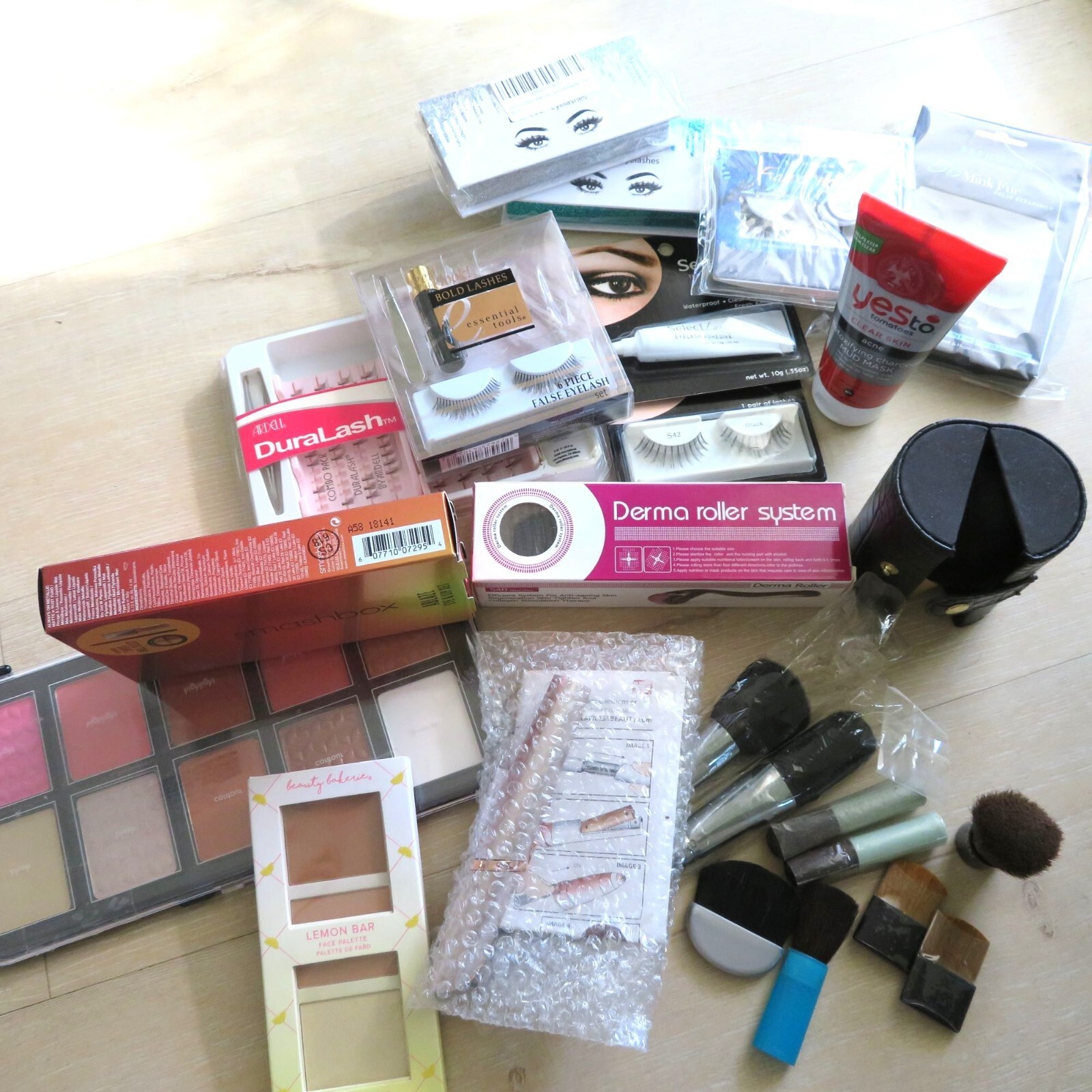 Large Mixed Lot of Beauty Items Eye Lashes Brushes Makeup & More SEE ALL PHOTOS