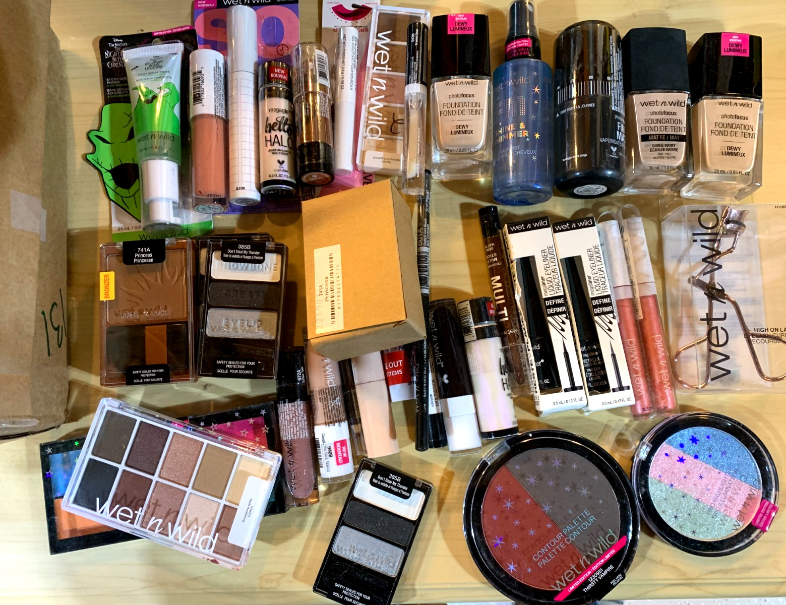 Wet n Wild Assorted Cosmetics (Lot of 62 plus bonus) New & Unused Shipping #69