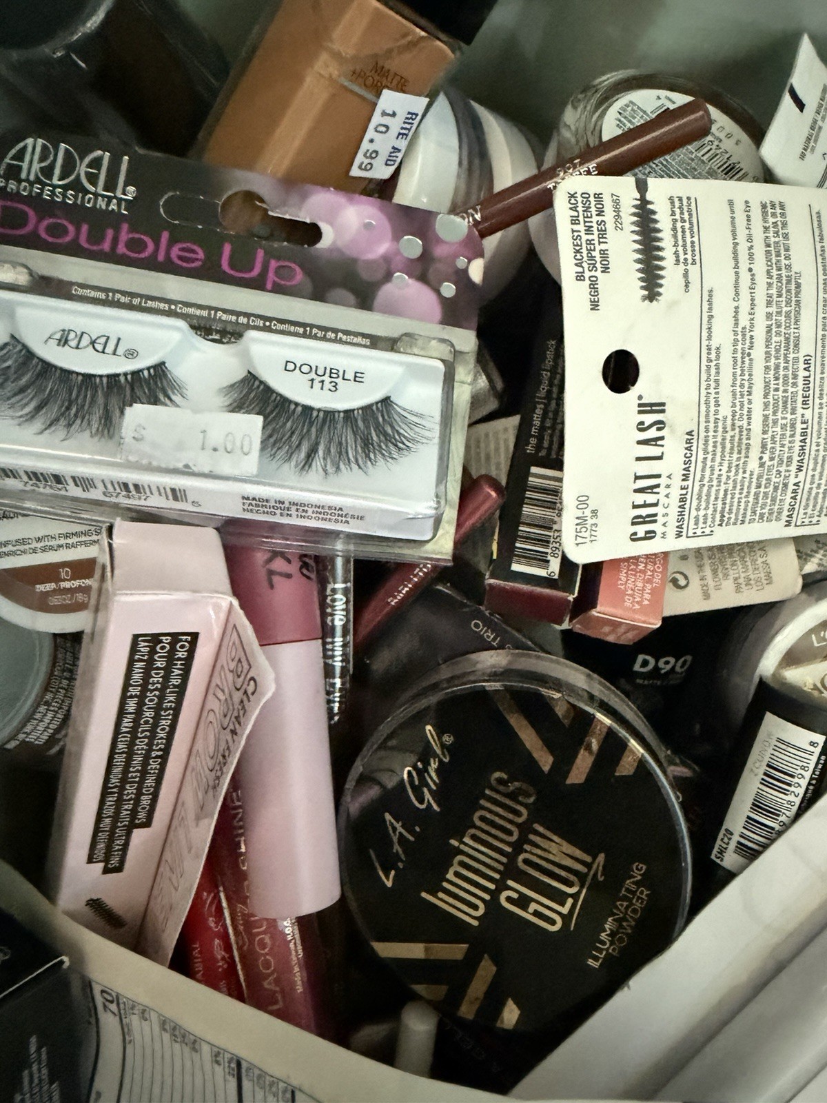 NEW Makeup, Health, Beauty Cosmetics Bundle Lot – 100 Pieces Assorted Wholesale