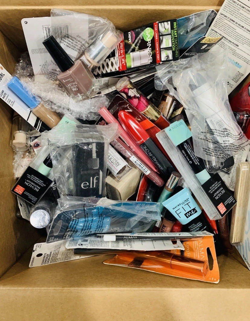 Bulk Wholesale Cosmetics Mixed Makeup Lot Loreal Revlon ELF NYX 100 piece USA