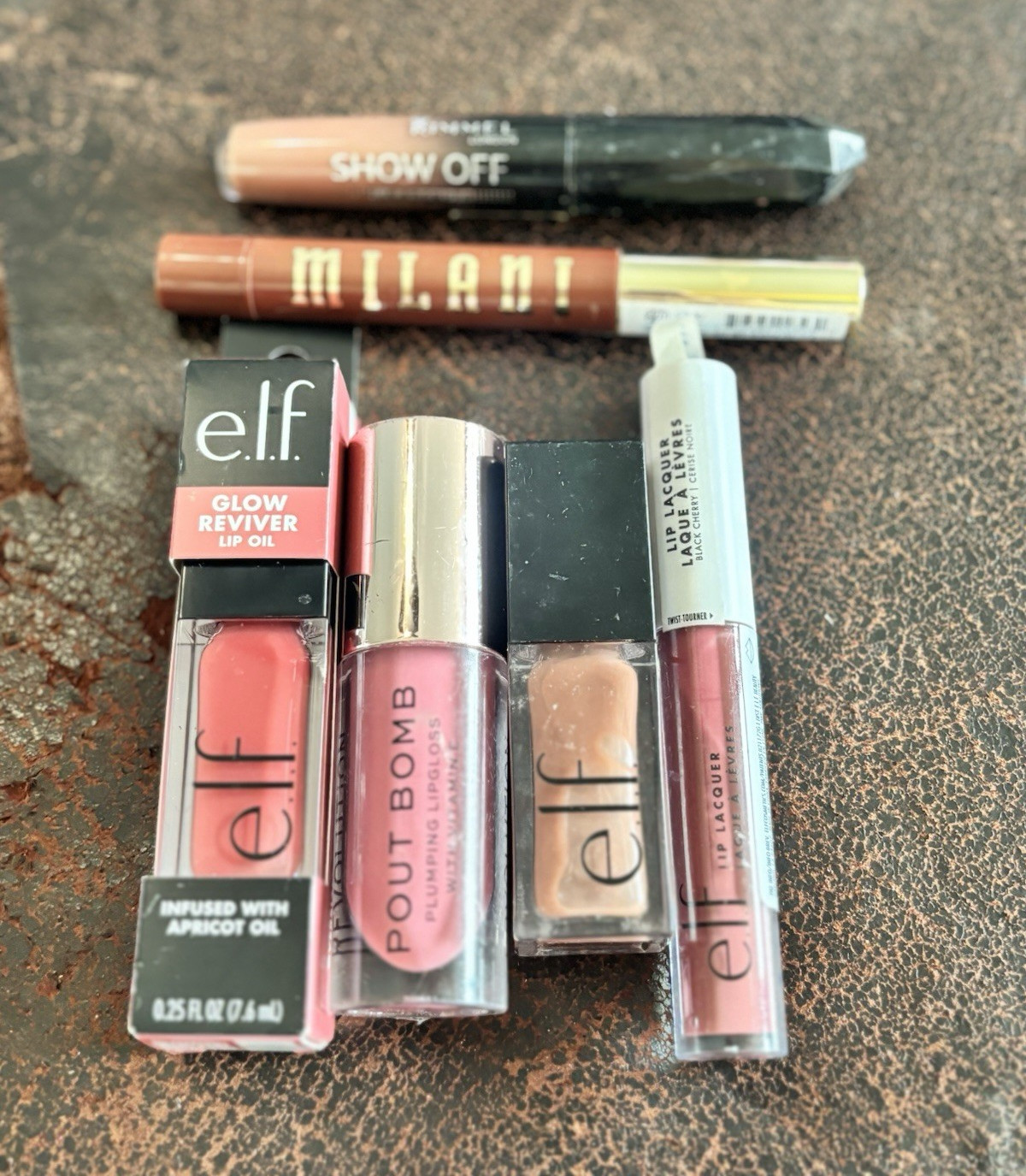 Assorted Lot of 6 Lip Makeup Full Size, 2nd pic lipsticks opneded