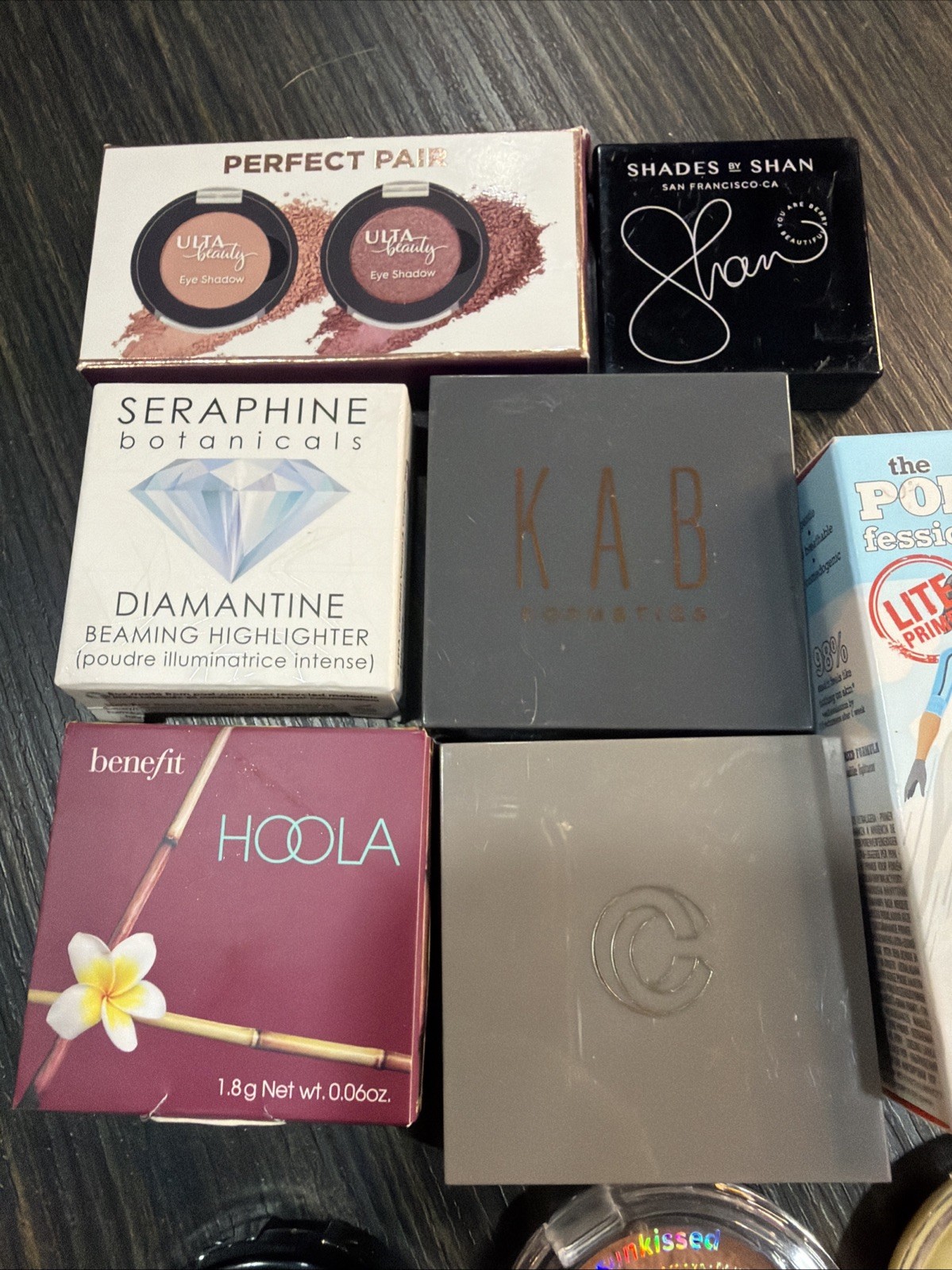 Lot Of 16 Miscellaneous Makeup Samples Hoola-Benefit-Ulta- Lottie- Estée Lauder