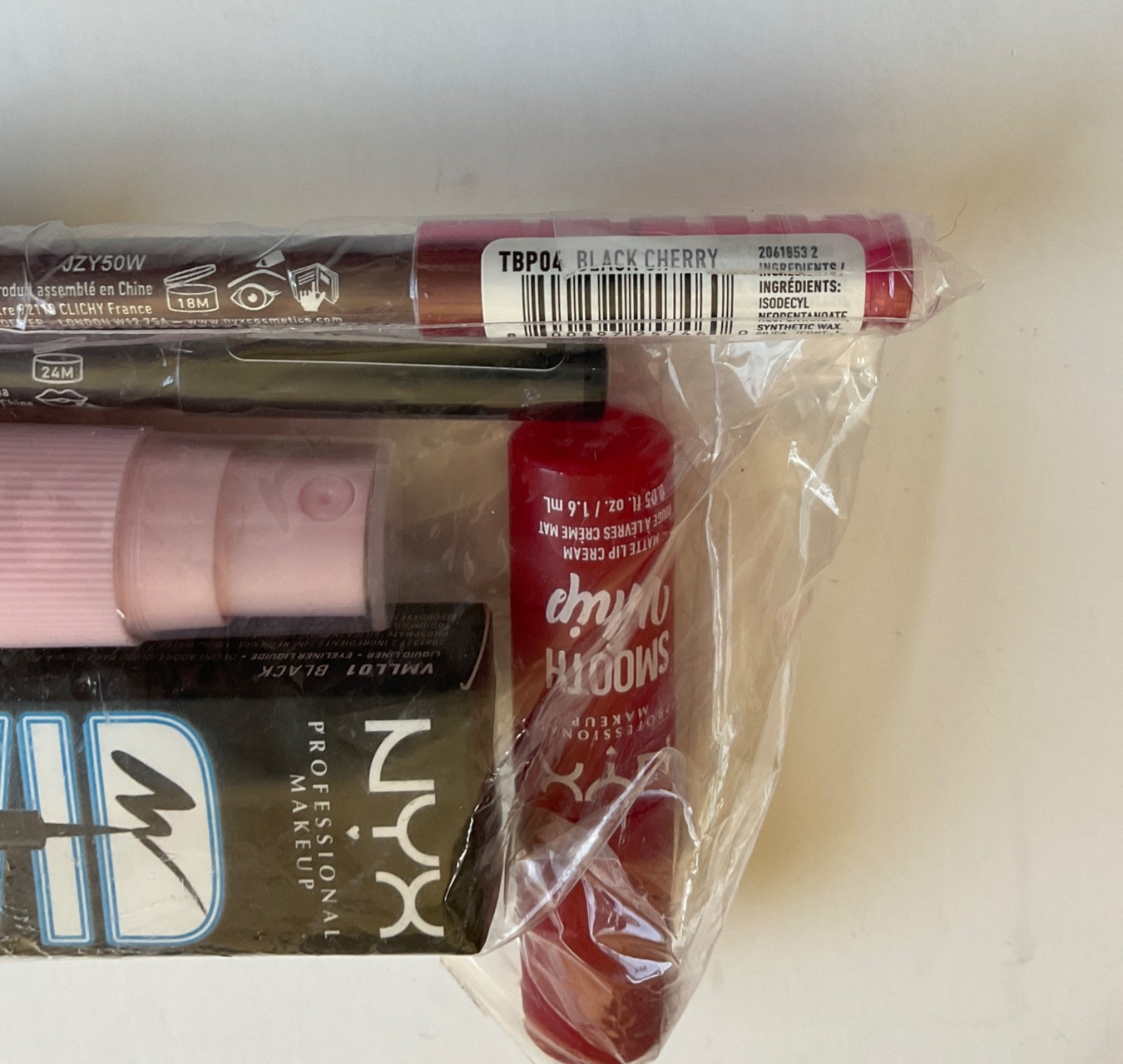NYX Cosmetics 6 Pc. Makeup Blush Eye Liner Lip Liner Spray Set Bundle NEW