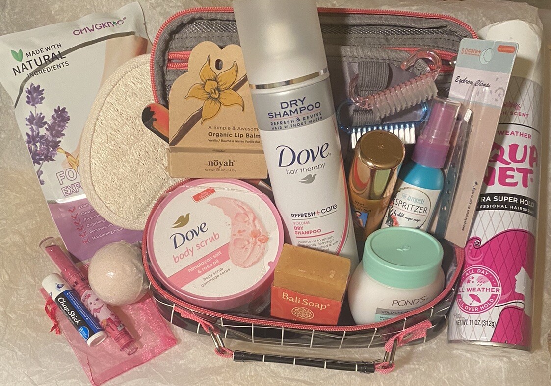 lot of beauty 18 pc DOVE BODY SCRUB DRY SHAMPO BALI SOAP PONDS SPRAY TAN & MORE