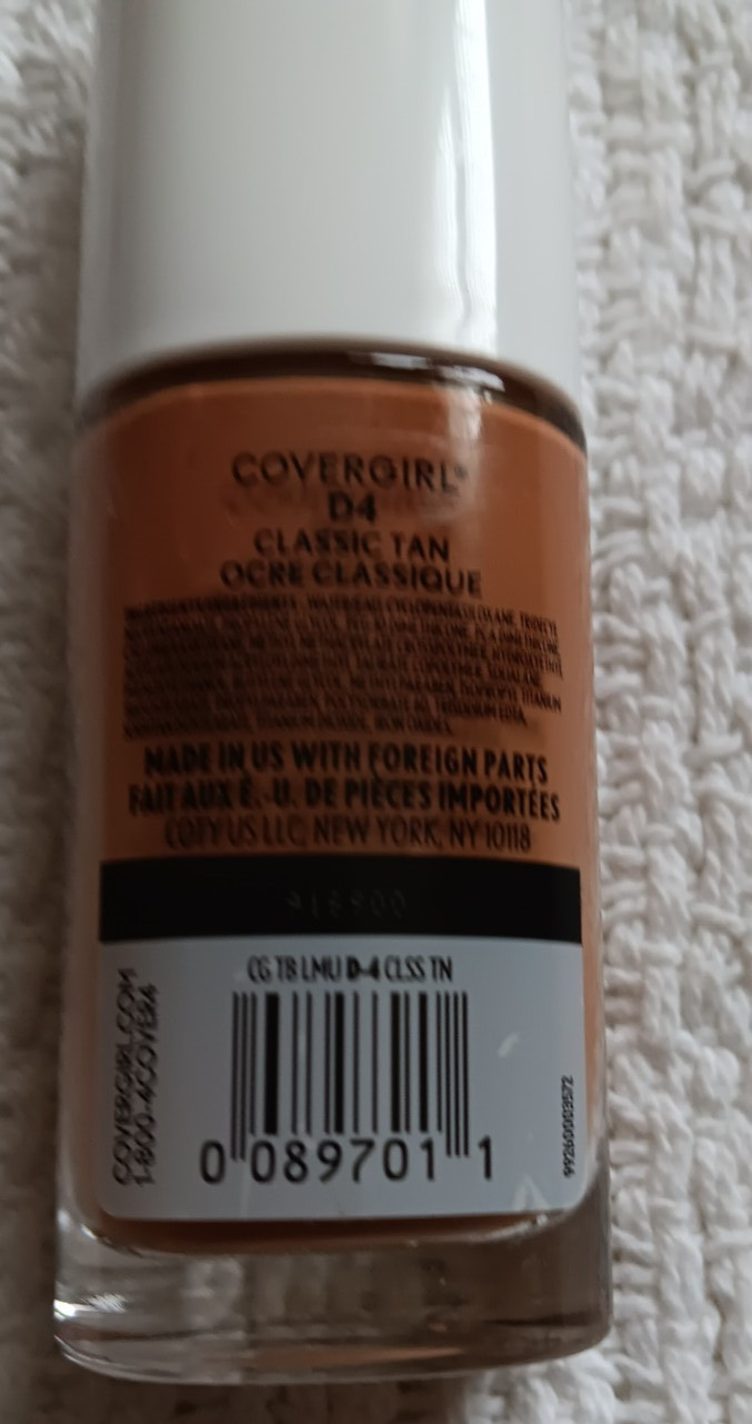 Covergirl Natural Tan T500 Trublend Concealer Classic Tan D4 Foundation Lot