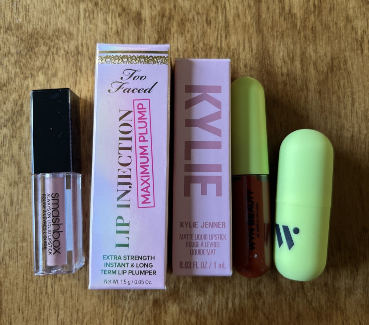 Lot Of 5 Lip stick, Lip gloss and Lip Injection Travel/Sample Size NEW