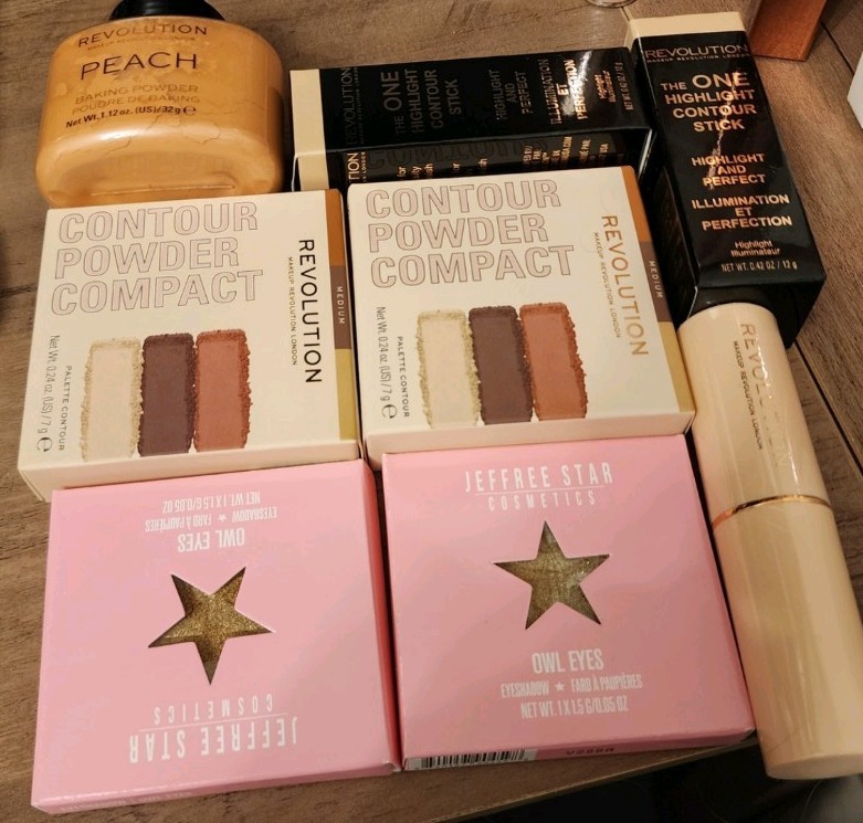 Jeffree Star & Makeup Revolution Beauty Bundle
