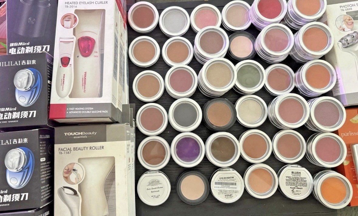 Bulk Makeup | Maybelline | Elf | Covergirl | 21 Products $120 Value