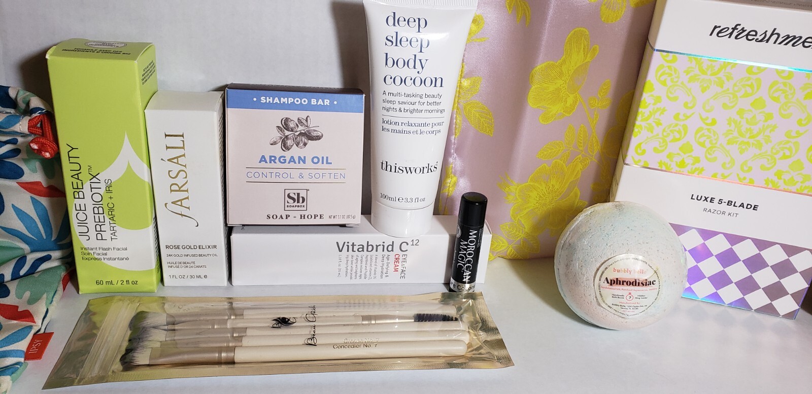 Ipsy Makeup Beauty Bundle Box – Macy’s Sephora Ulta Refreshment Luxe C12 Argan