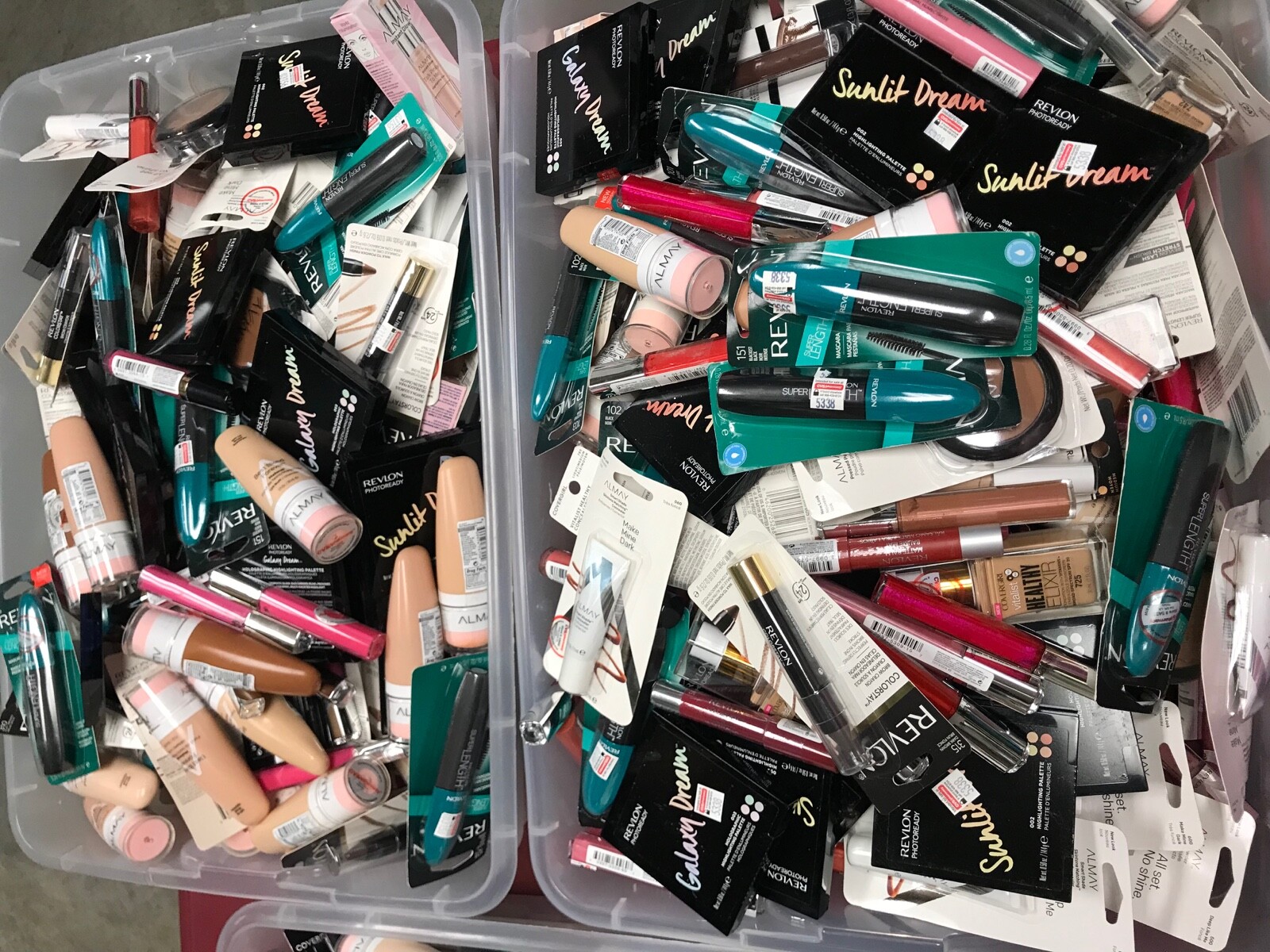 WHOLESALE LOREAL/MAYBELLINE Etc ASSTD COSMETICS GREAT FOR RESALE 25/50/75 +