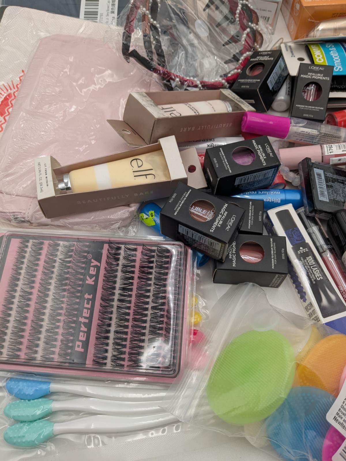 Makeup, Hair and Beauty Set of 130 items. You receive everything in photos! 4