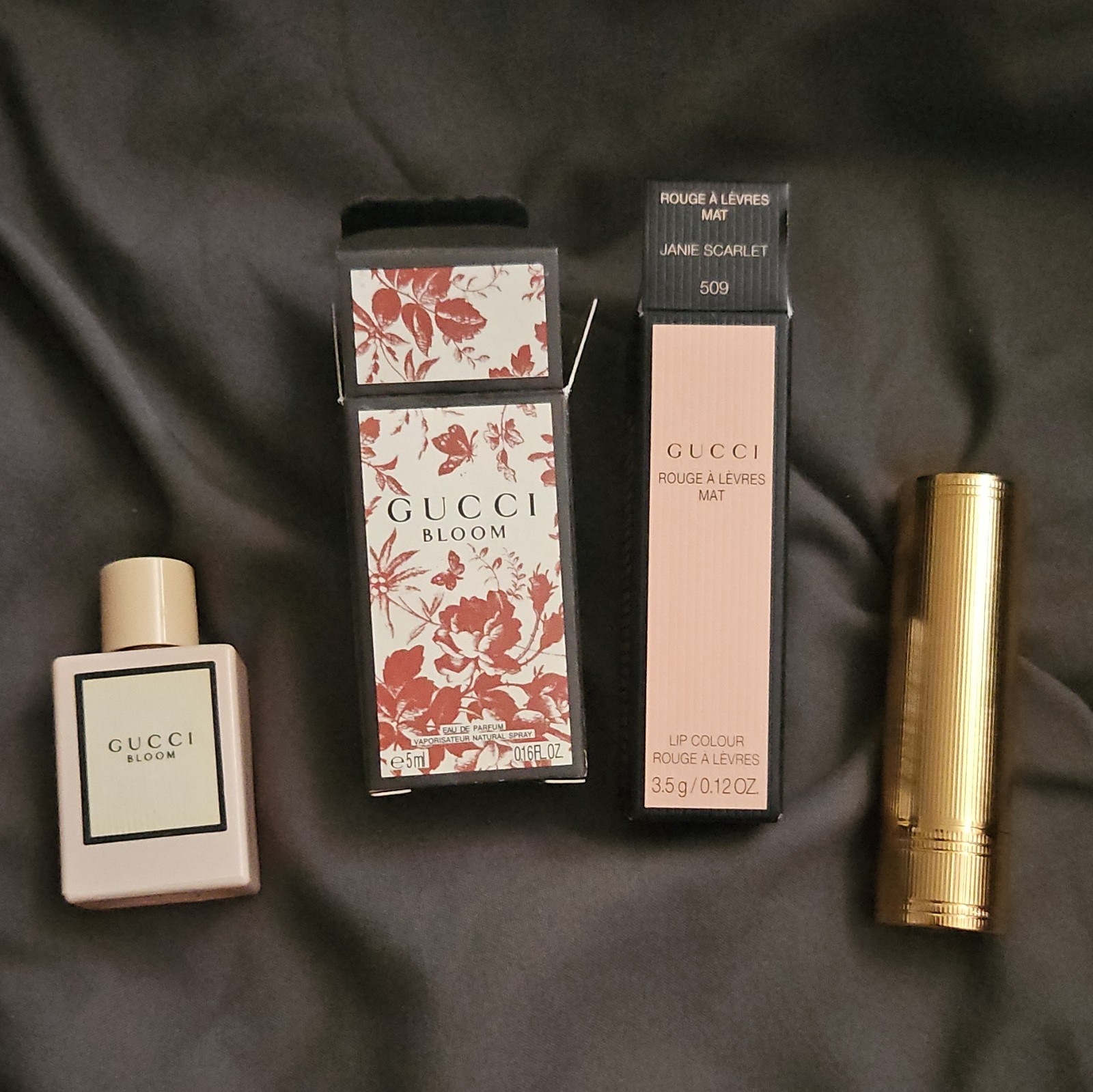 Gucci Bloom Eau de Parfum Mini Spray 5ml + Gucci lipstick 💄
