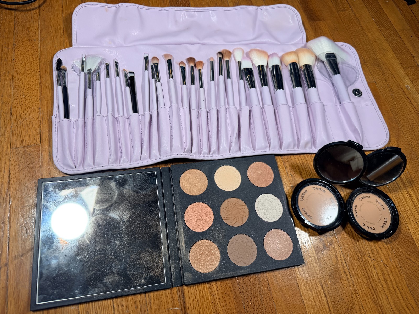 Makeup Bundle — Brush Set + Smashbox Palette + Bissú Powders